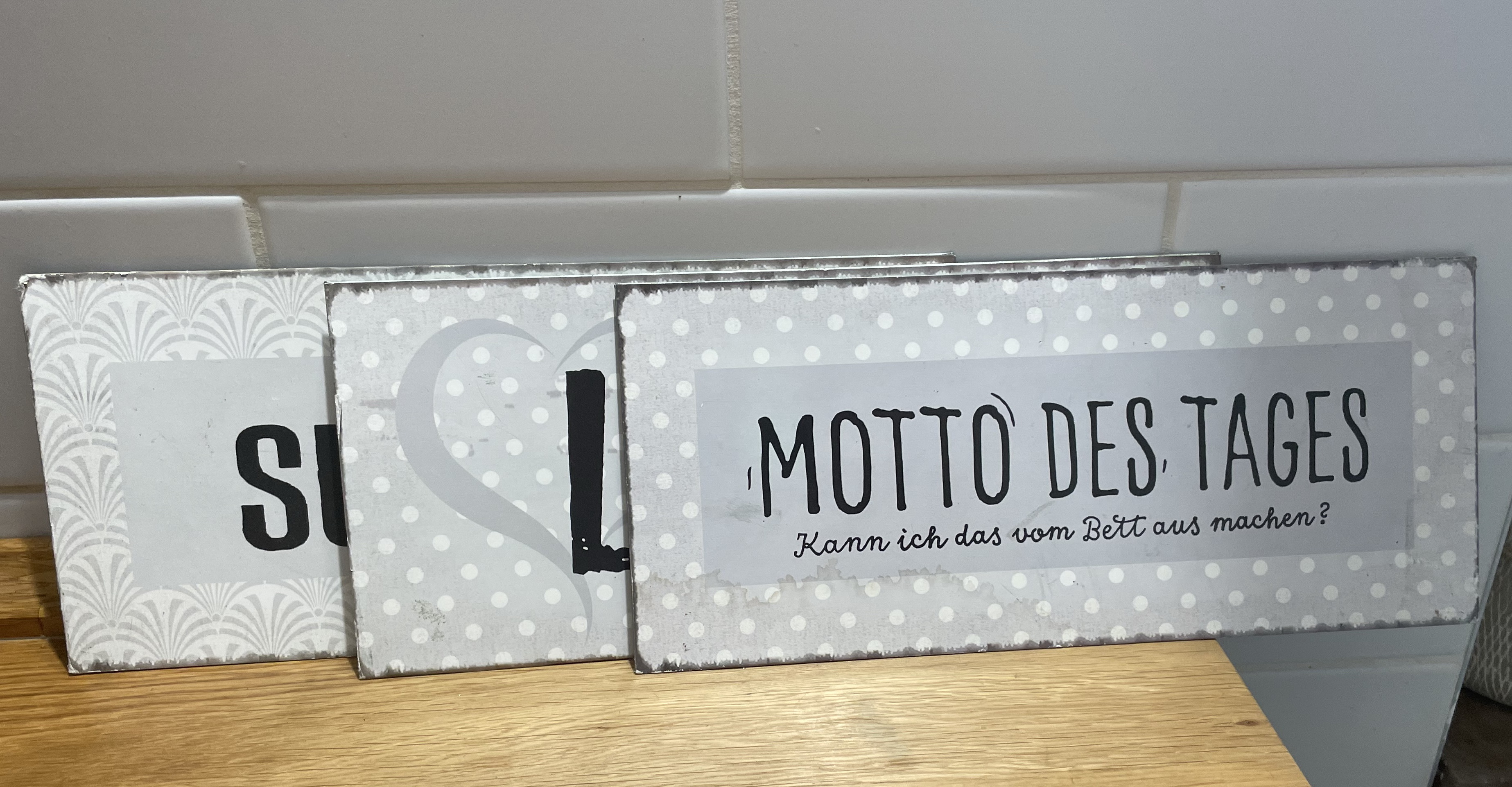 DEKORACE plechové tabulky