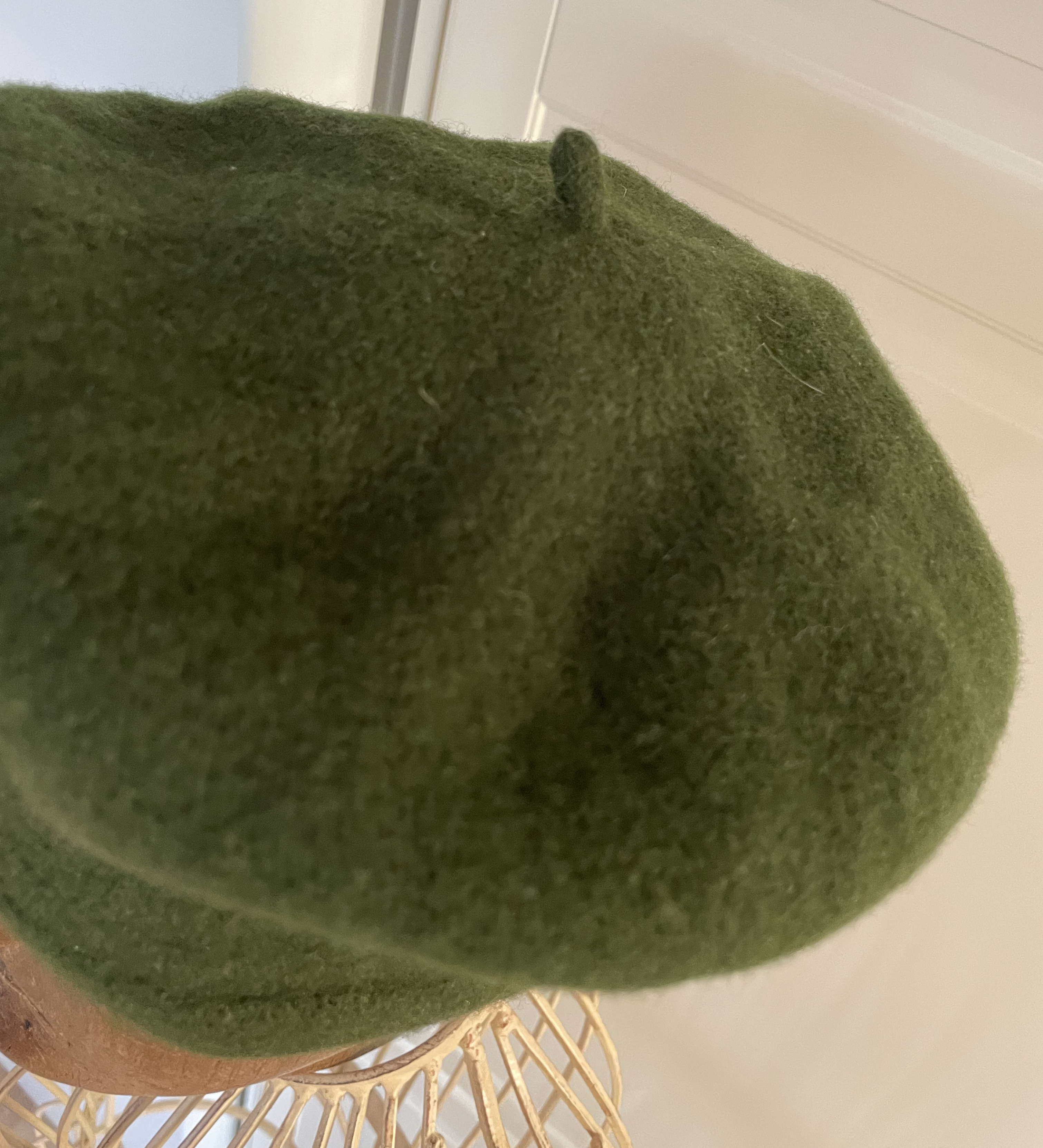 zelený baret