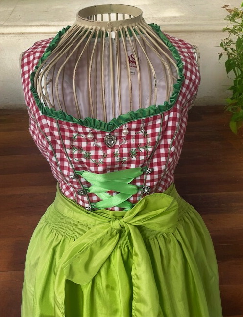 dámská dobové selské šaty DIRNDL vel. 36
