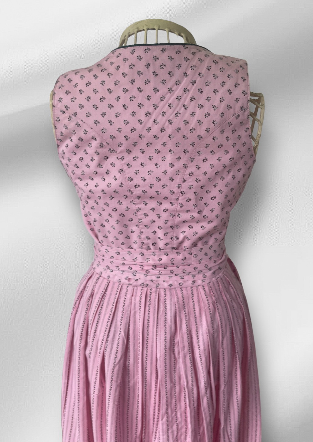 dámské selské DIRNDL šaty vel. XS