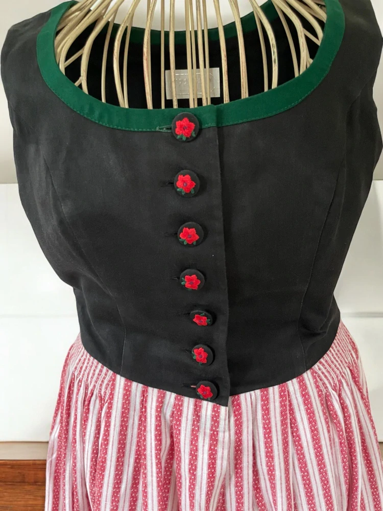dámské šaty v DIRNDL, selském stylu vel. 38/40