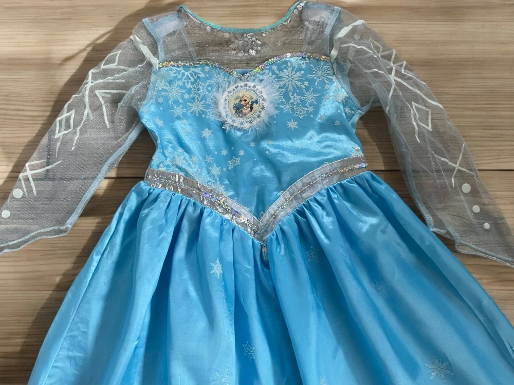 karnevalový kostým šaty FROZEN LEDOVÉ KRÁLOVSTVÍ vel. 5-6 let