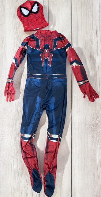 karnevalový kostým a maskou "druhá kůže" SPIDERMAN vel. 130