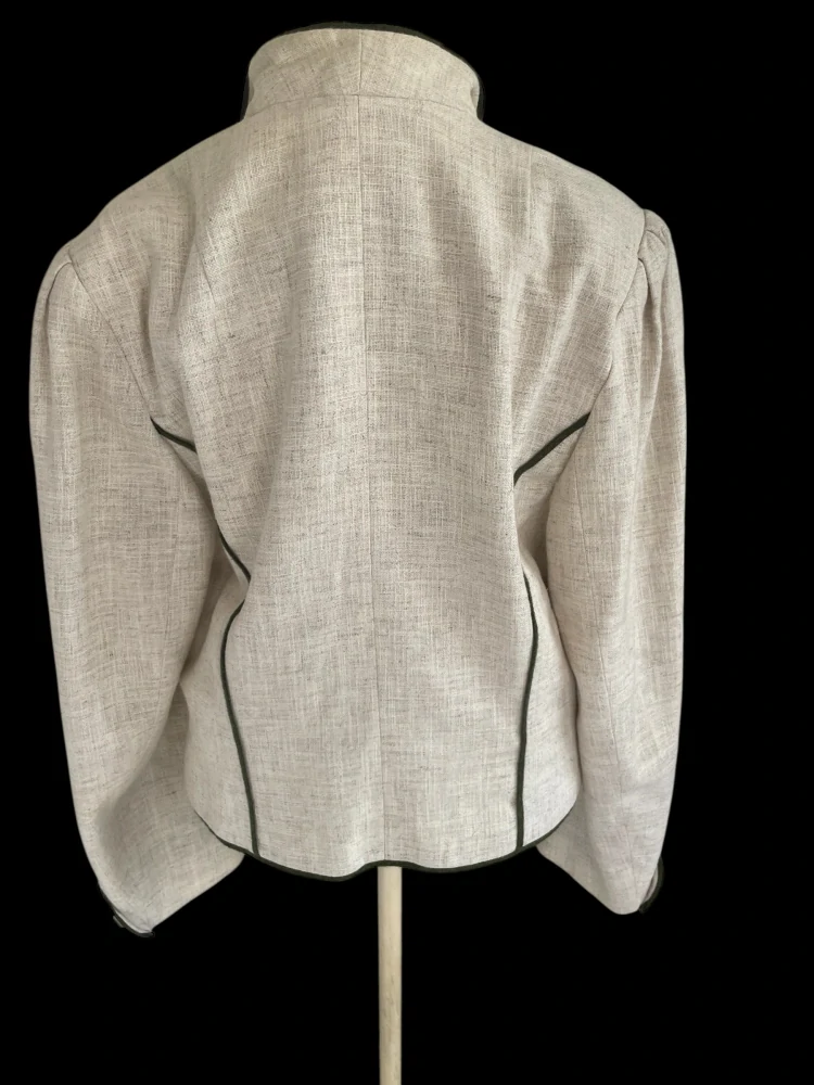 Dámské sako v selském stylu vel. 40