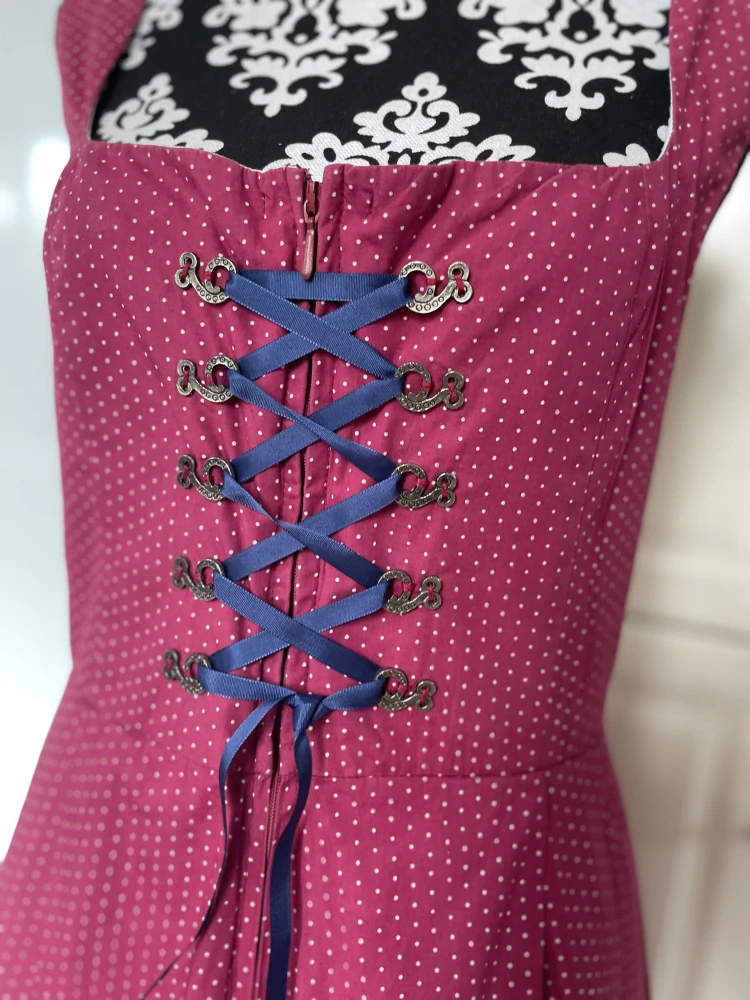 Dámské šaty v selském dirndl stylu vel. 42/44