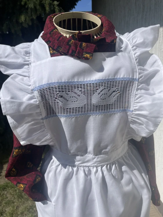 Dámská zástěra v selském, rustikálním stylu vel. 38-42