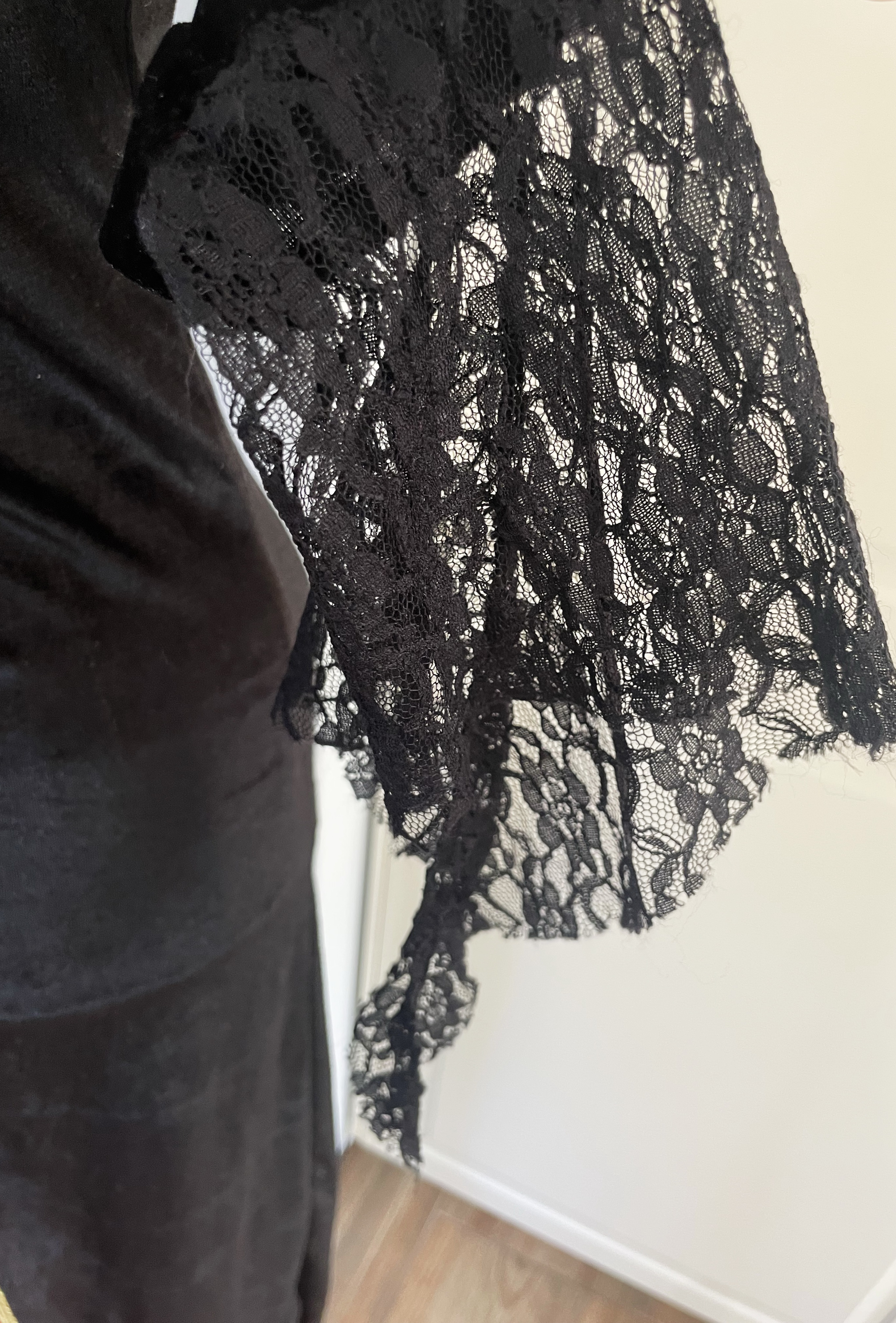 karnevalový kostým ŠATY čarodějnice, královna vel. 152140