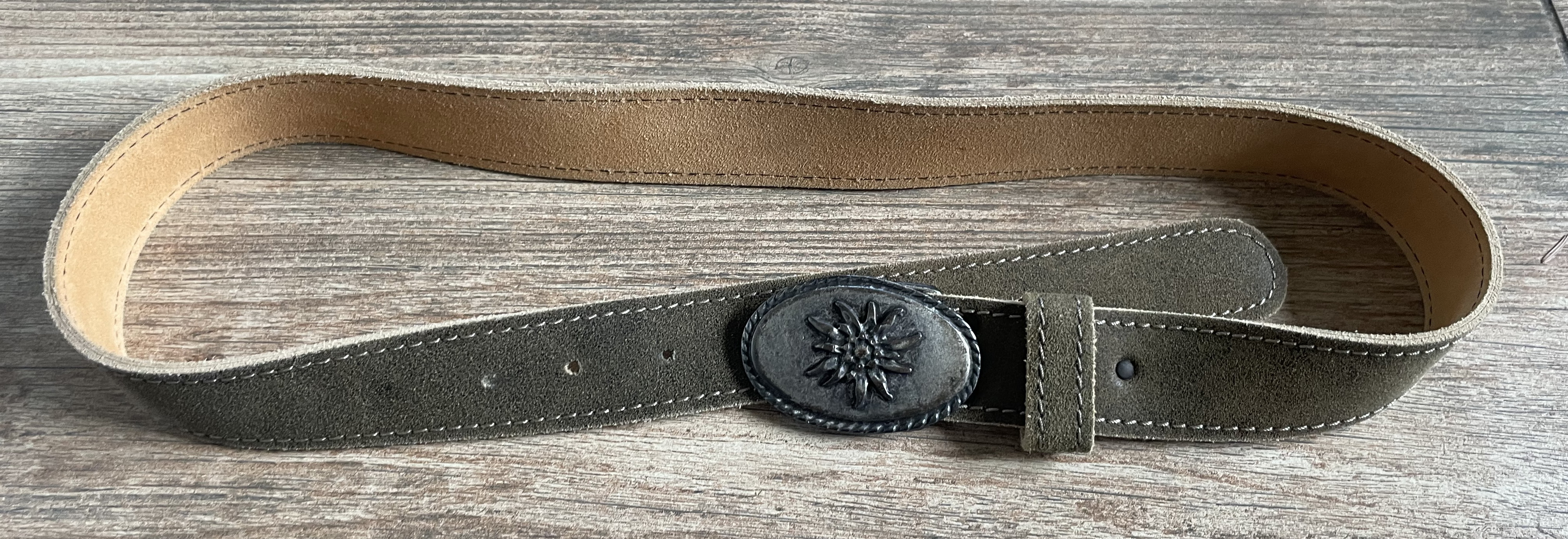 Pánský pásek v selském stylu