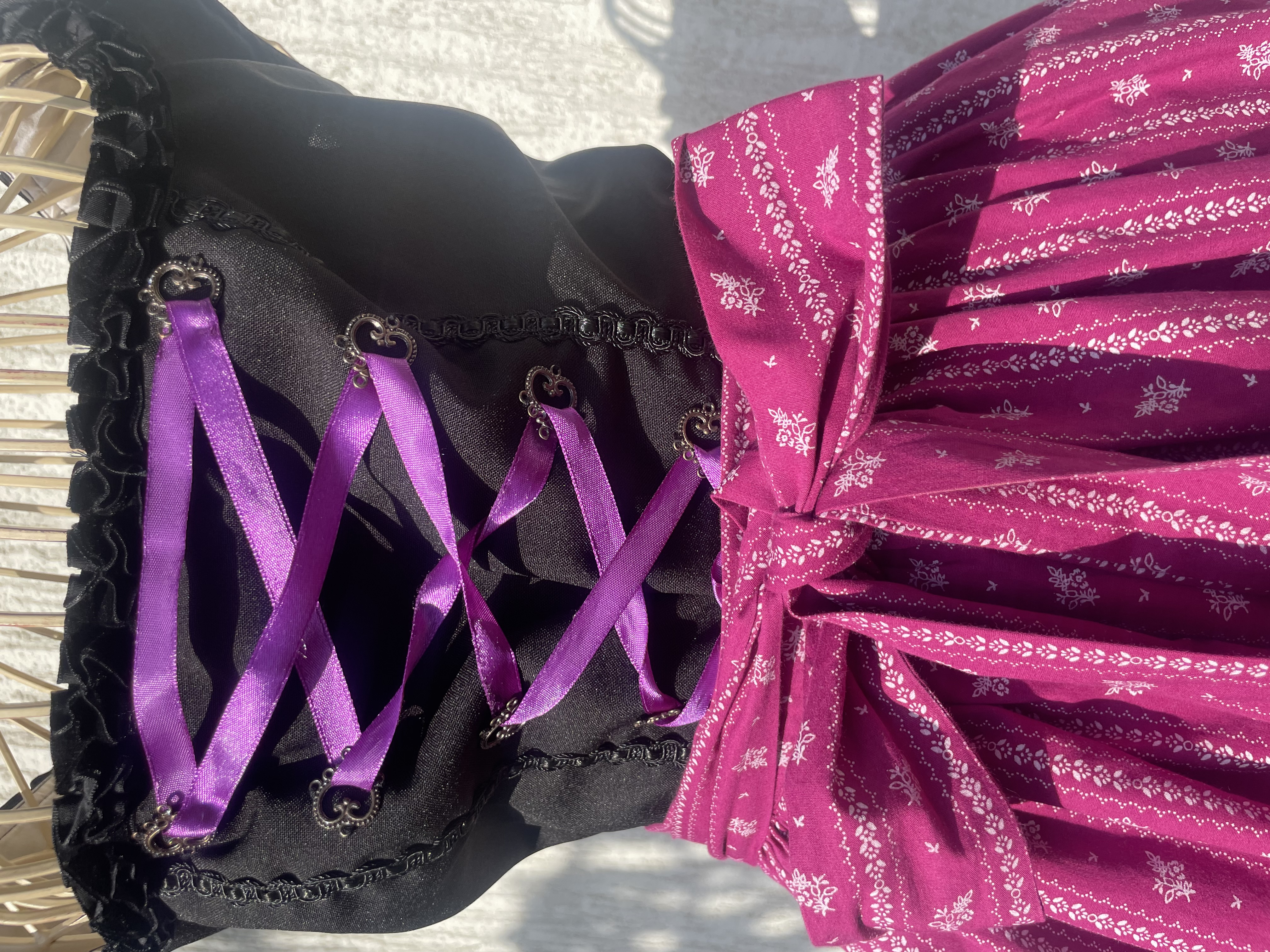 Dámské dirndl šaty, selský styl vel. 42/44