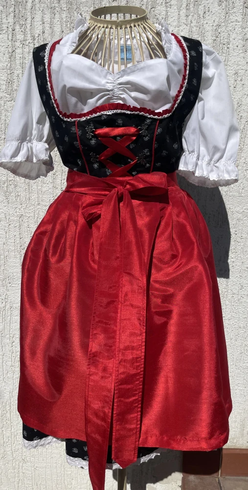 Dámské dirndl šaty, selský styl vel. 38
