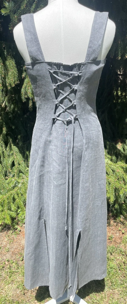 Dámské šaty ve venkovském stylu tyrolský/alpský dirndl 19s vel. 36