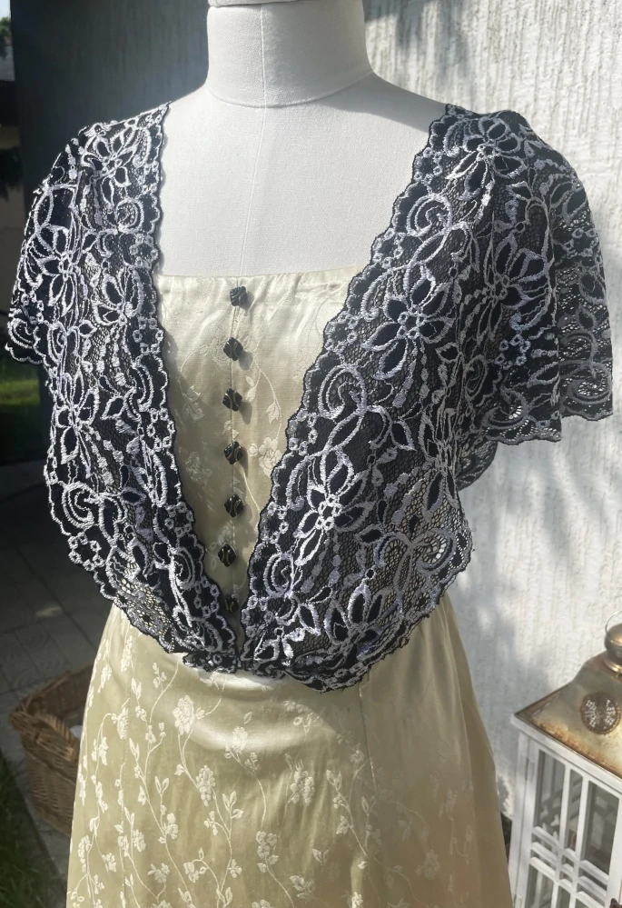 Karnevalový kostým šaty šlechtična, elegantní dáma vel. 36