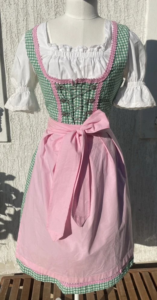 Dámské dirndl šaty selský styl Oktoberfest vel. 38
