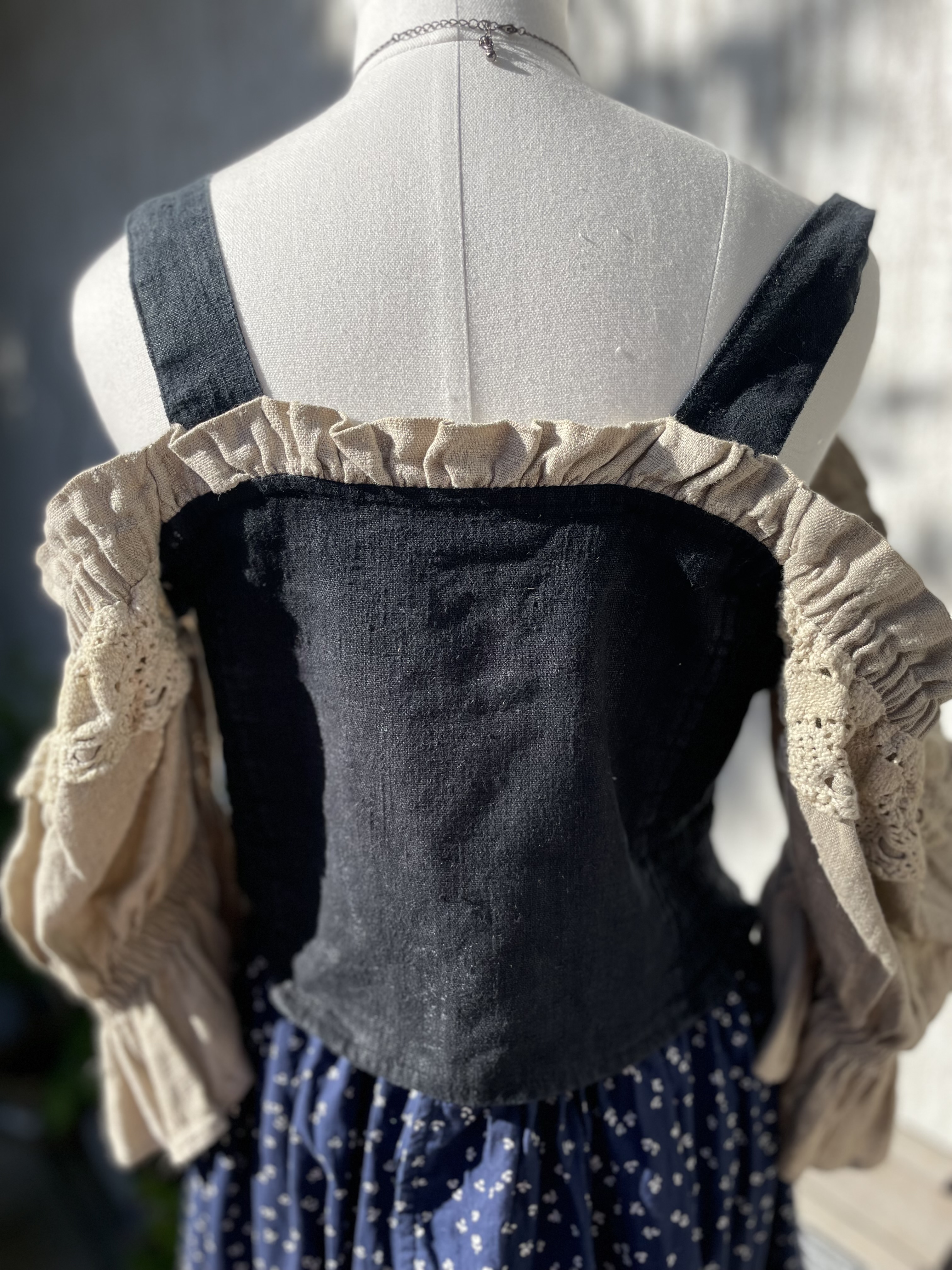Dámský živůtek v selském, vintage, dobovém, country stylu vel. 40