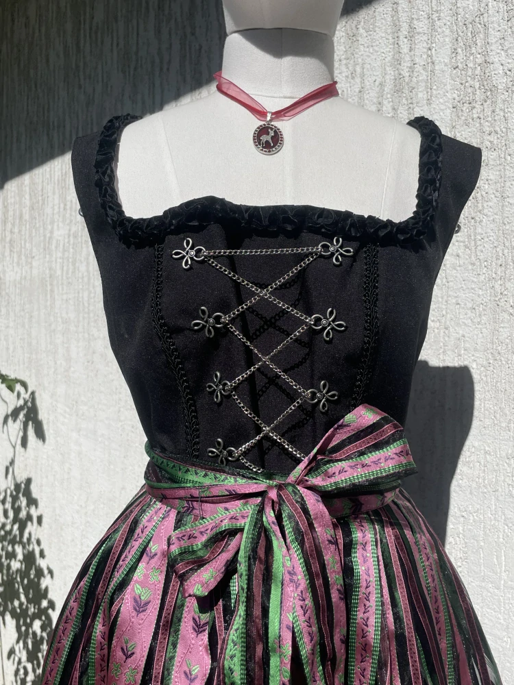 Dámské dirndl šaty selský styl vel. 46/48
