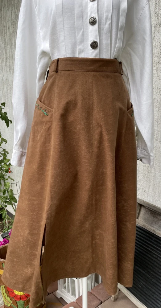 Dámská teplá sukně v selském, country, mysliveckém stylu vel. 40