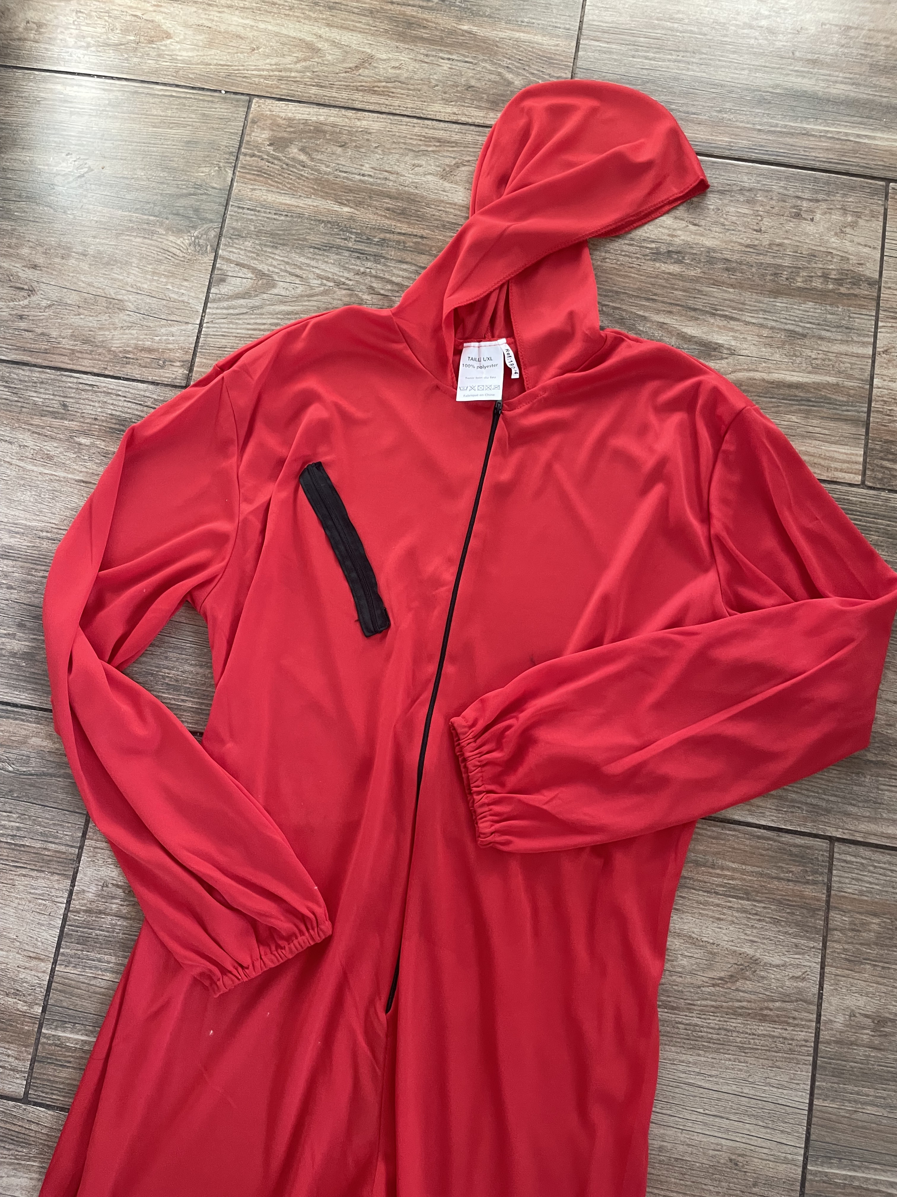 karnevalový kostým LUPIČ ze seriálu PAPÍROVÝ DŮM vel. L/XL