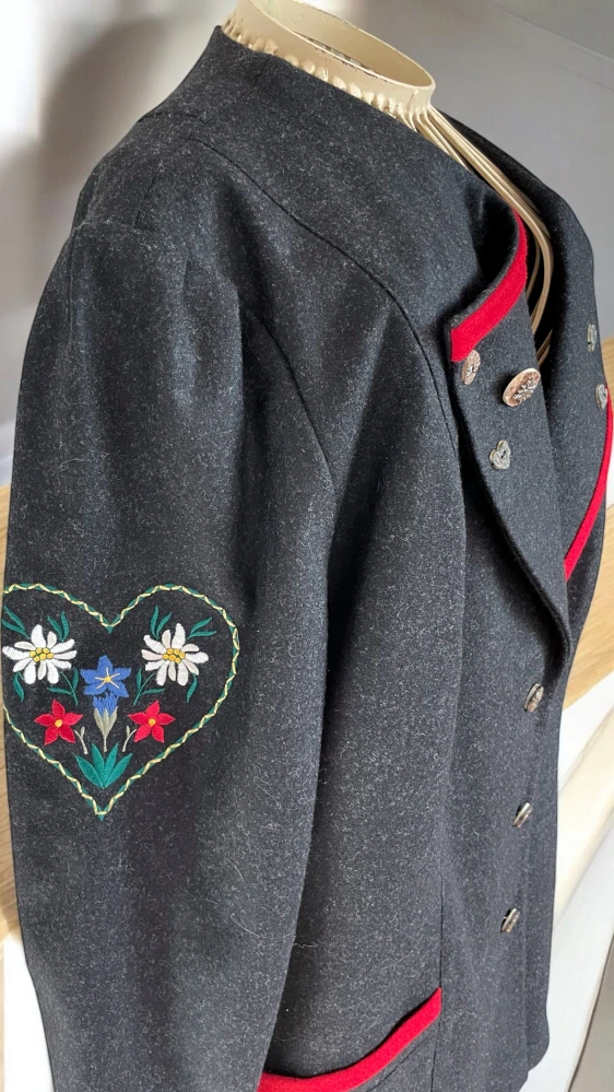 dámský vlněný kabátek sako selský styl vel. 44