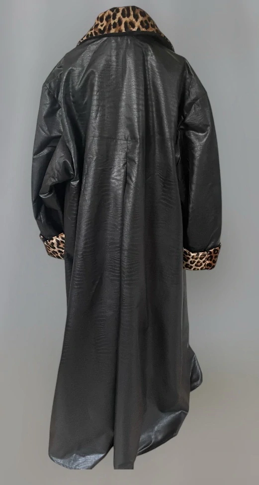 karnevalový kostým PLÁŠŤ S LEOPARDÍM LÍMCEM vel. XL