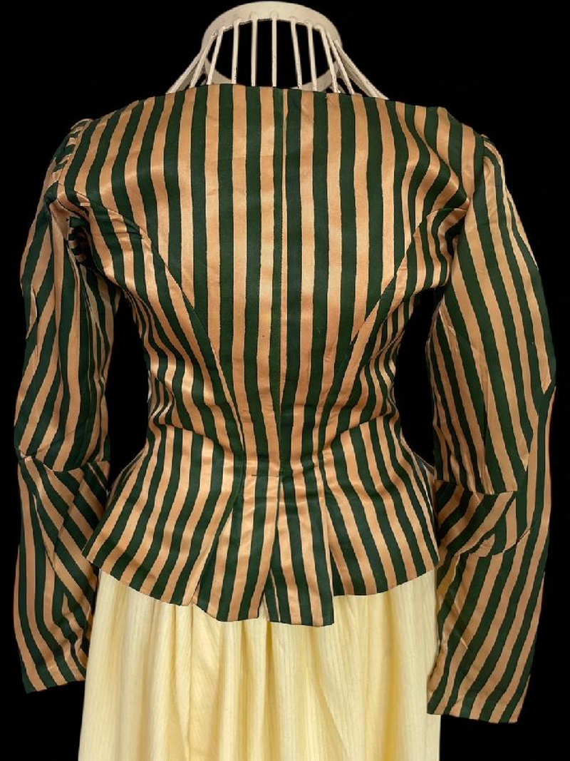 karnevalový kostým šaty šlechtična, historický styl. vel. 36