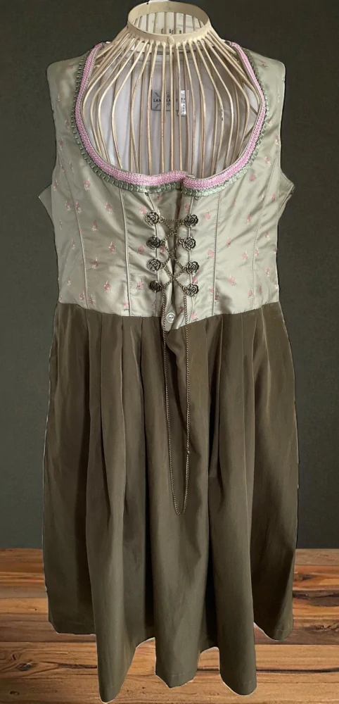 Dámské elegantní dirndl, selské šaty vel. 44/46