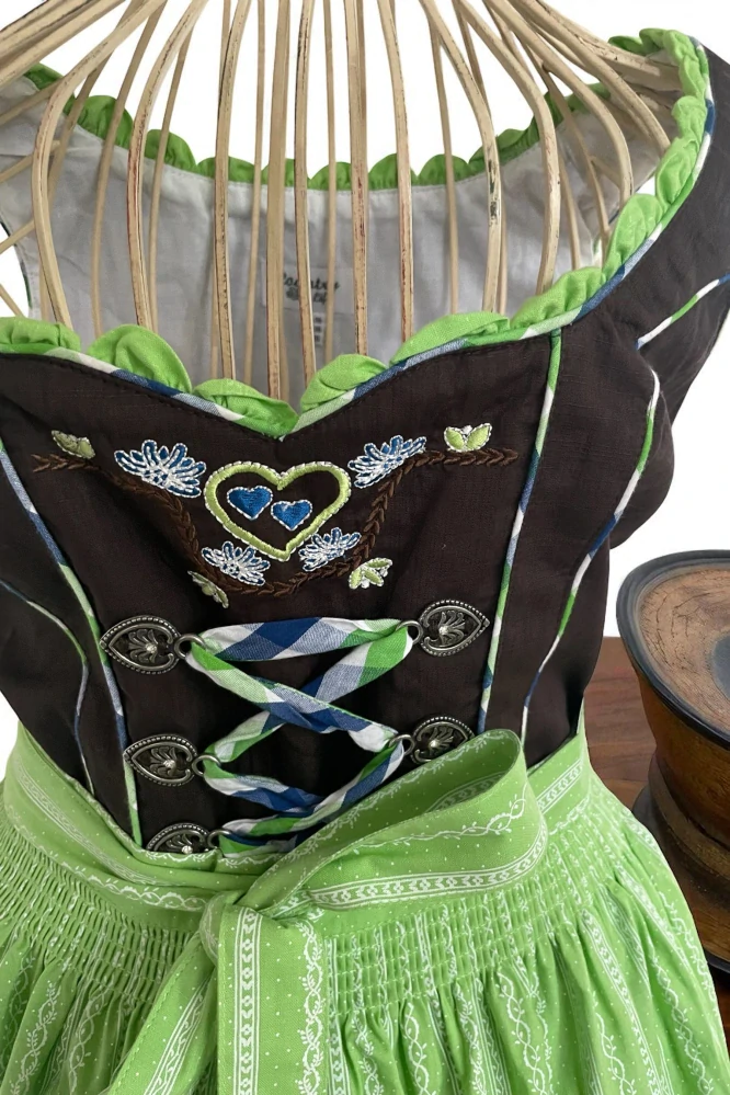 Dámské dirndl šaty selský styl vel. 36