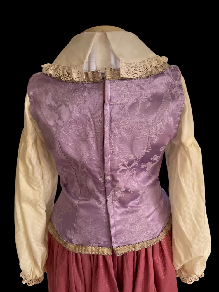 Karnevalový kostým v historickém stylu PRINCEZNA vel. 36