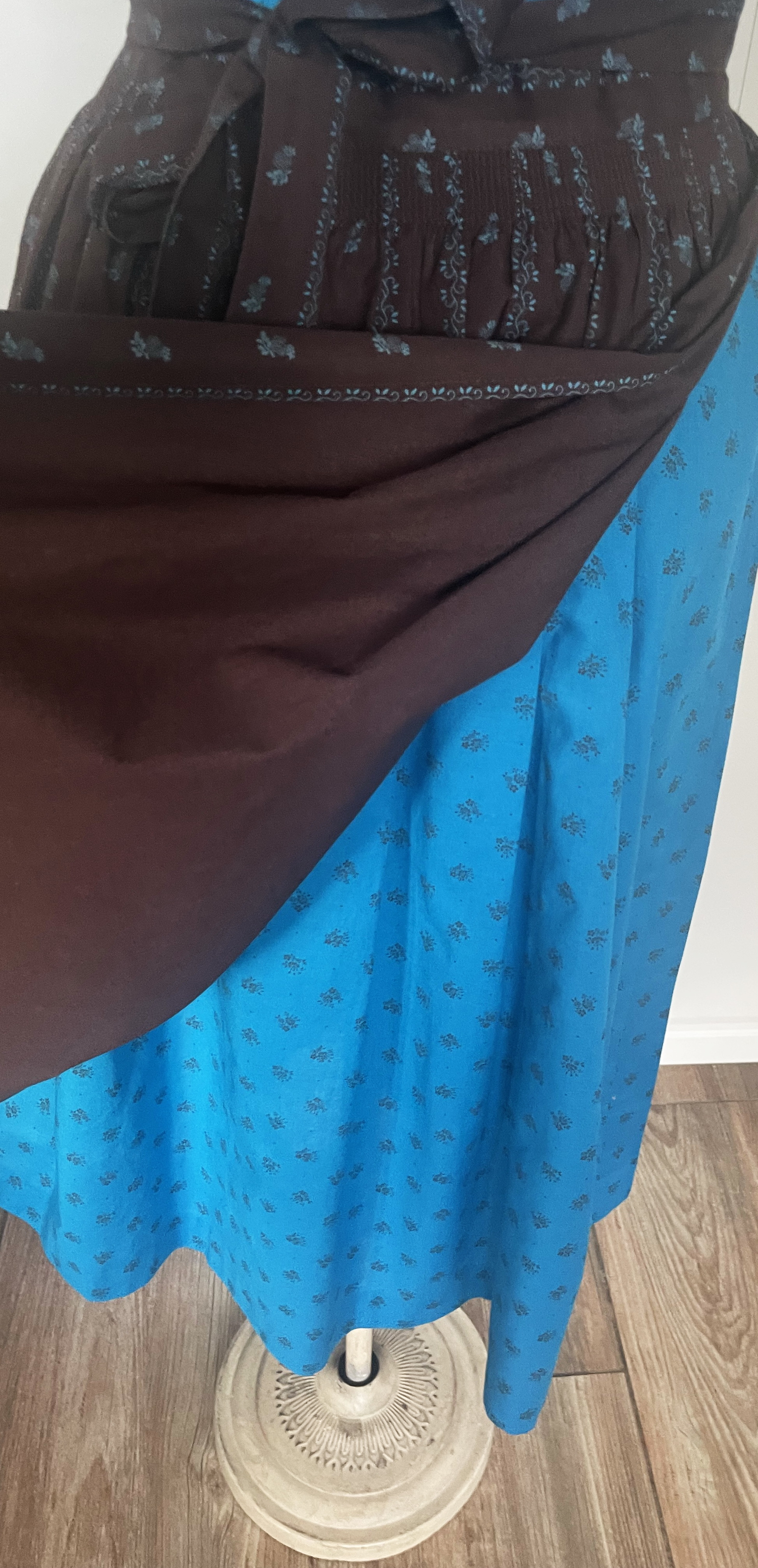 Dámské dirndl, selské šaty vel. 40