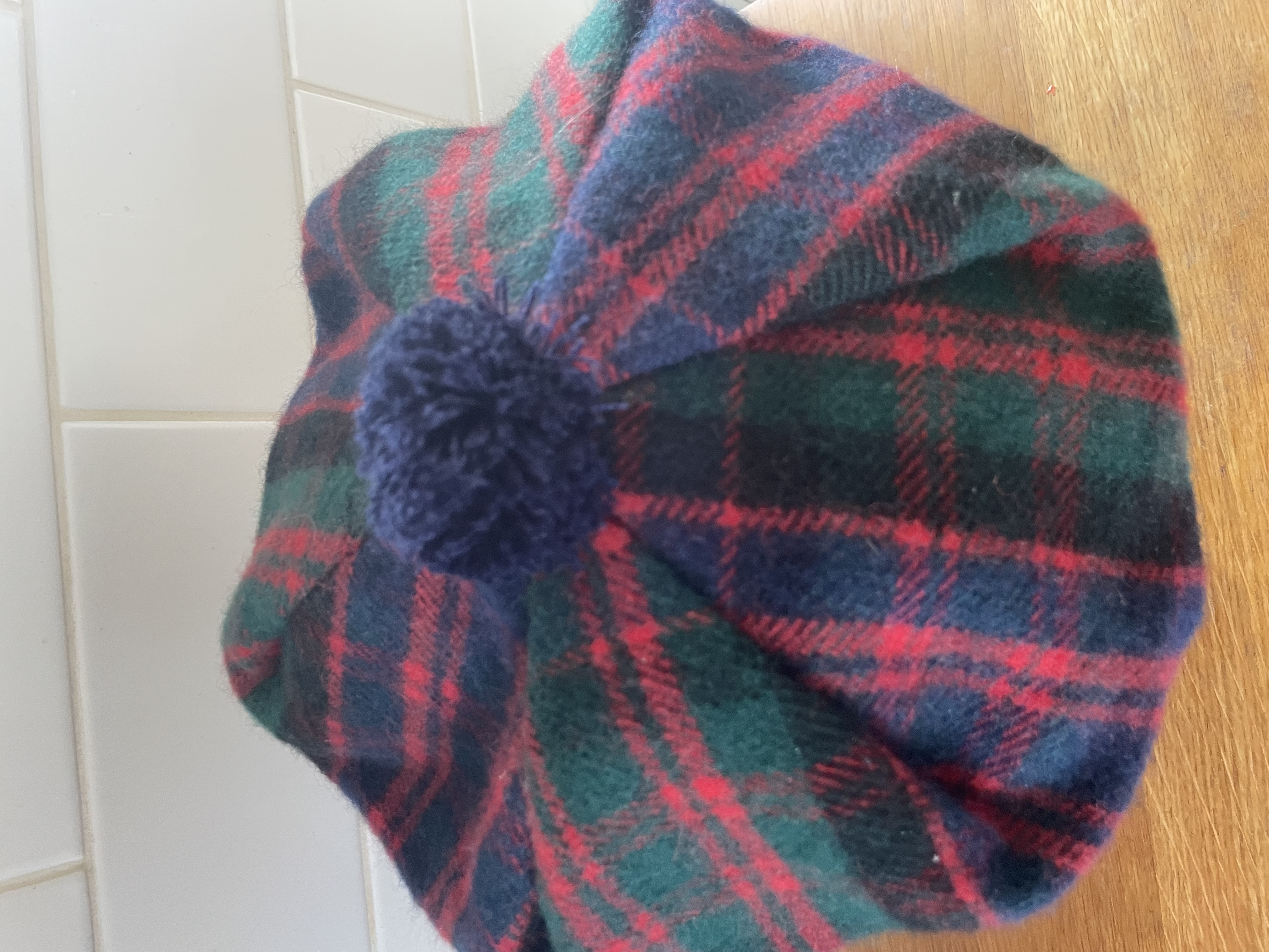 Skotský vlněný baret Tam o´Shanter- tartan Scotland