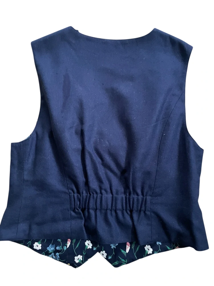 Dámská oboustranná selská vesta vel. 40