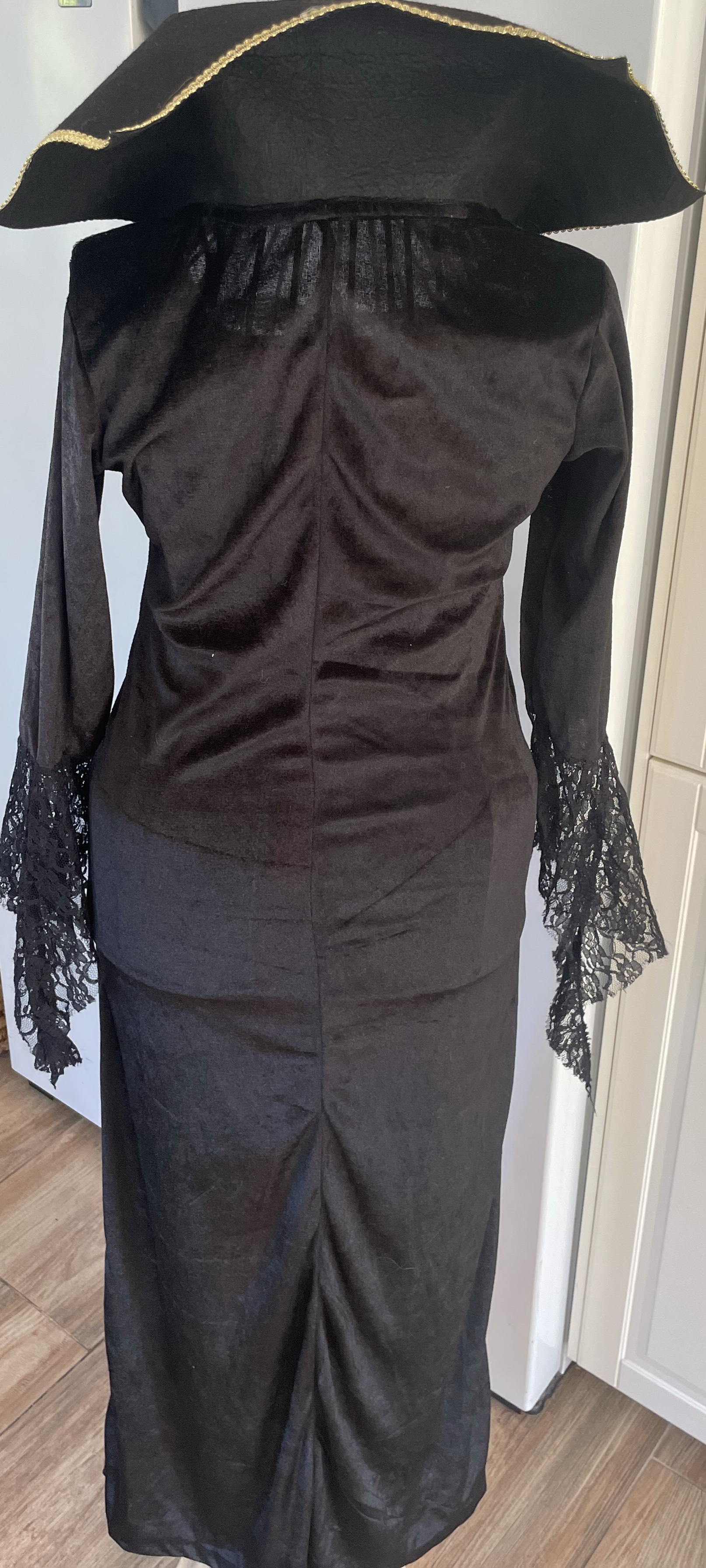 karnevalový kostým ŠATY čarodějnice, královna vel. 152140