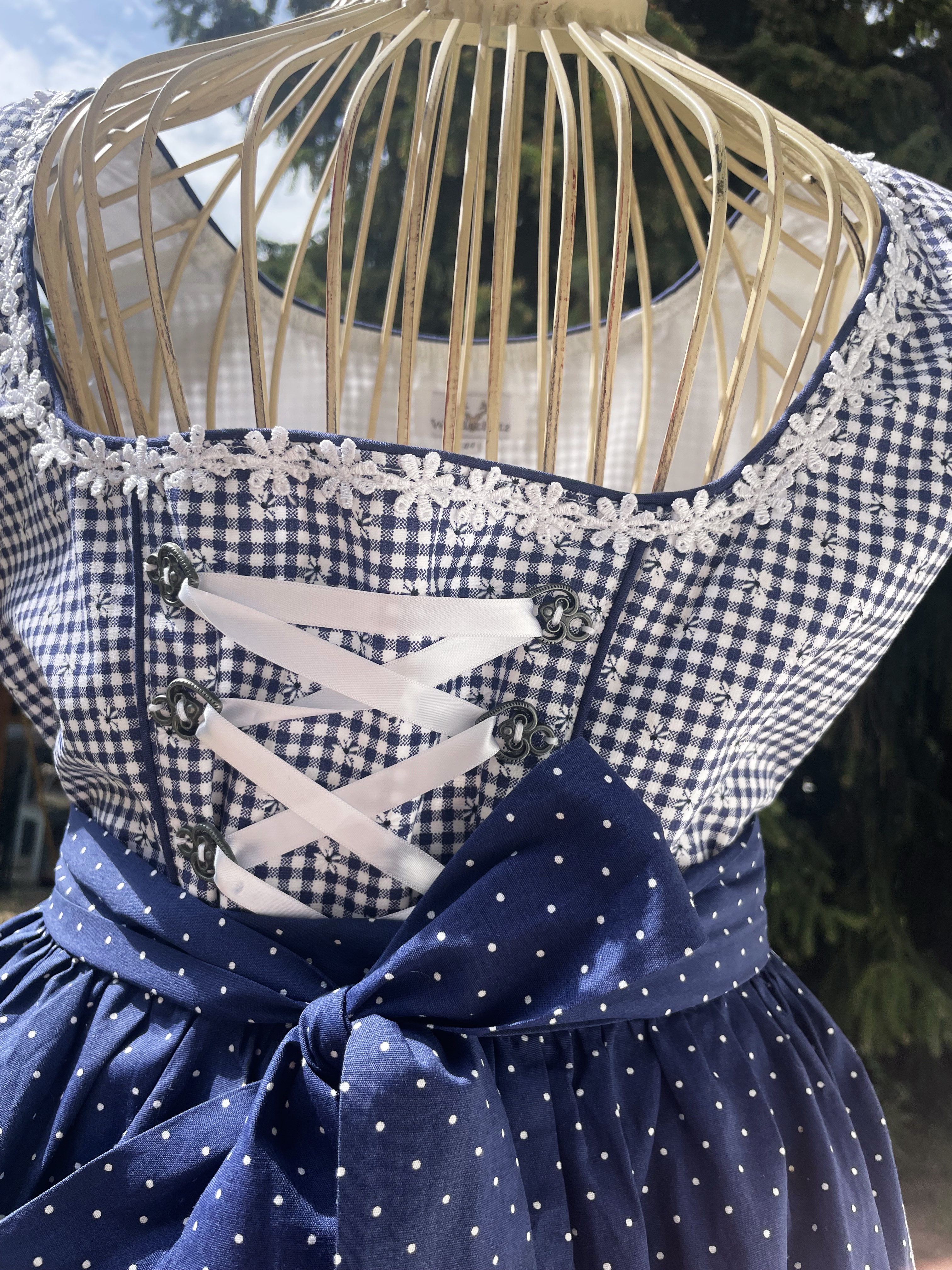 Dámské dirndl šaty selský styl vel. 42