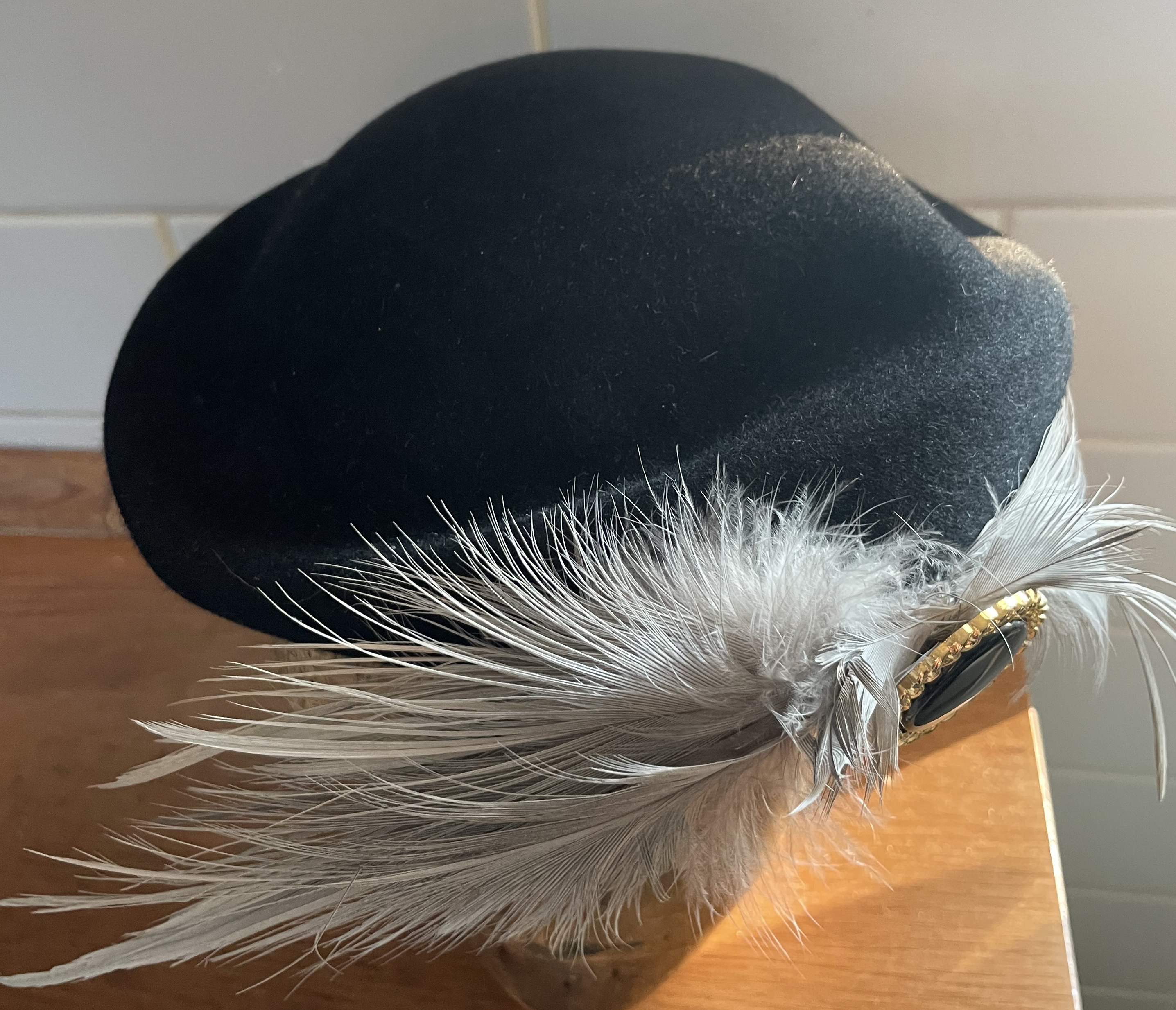 Dámský elegantní klobouk