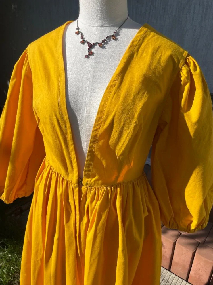 Karnevalový kostým v empírovém stylu vel. 36/38