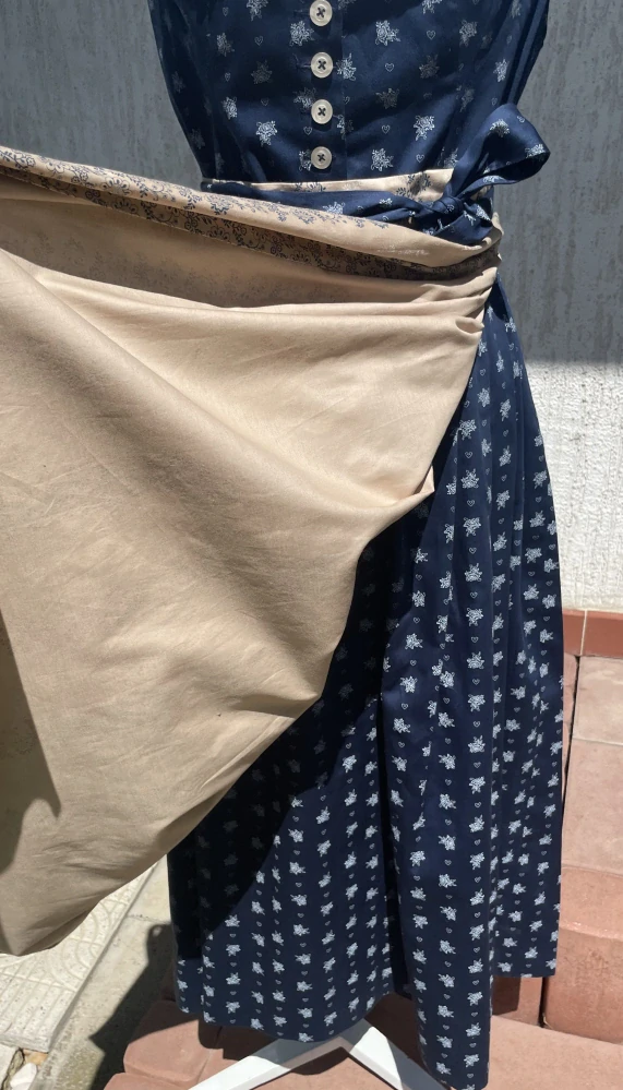 Dámské šaty dirndl selský styl vel. 40/42