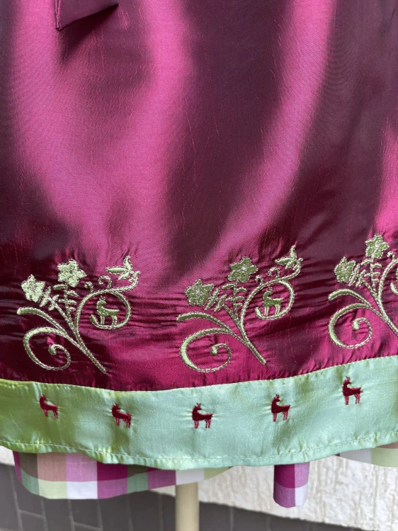 Dámské dirndl šaty selský styl vel. XXS