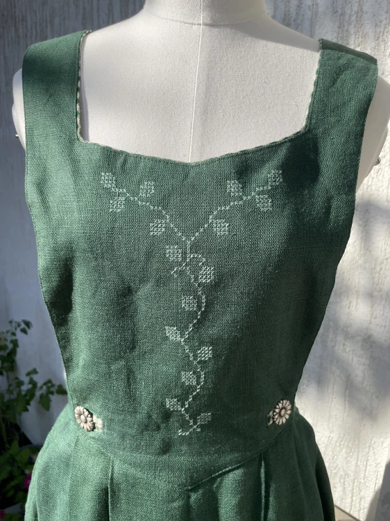 Dámská sukně s laclem selský, vintage styl vel. 36