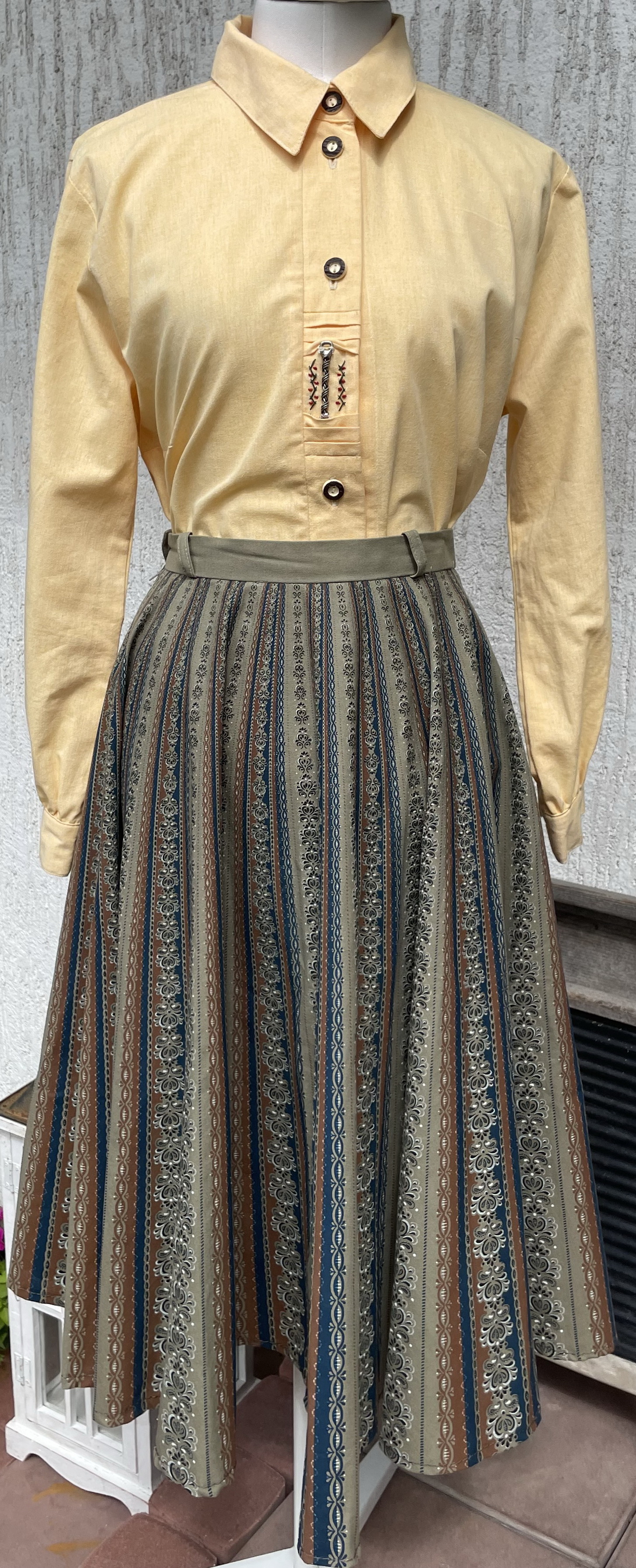 Dámská halenke / košile v selském, dirndl, country stylu, alpská turistka vel. 42