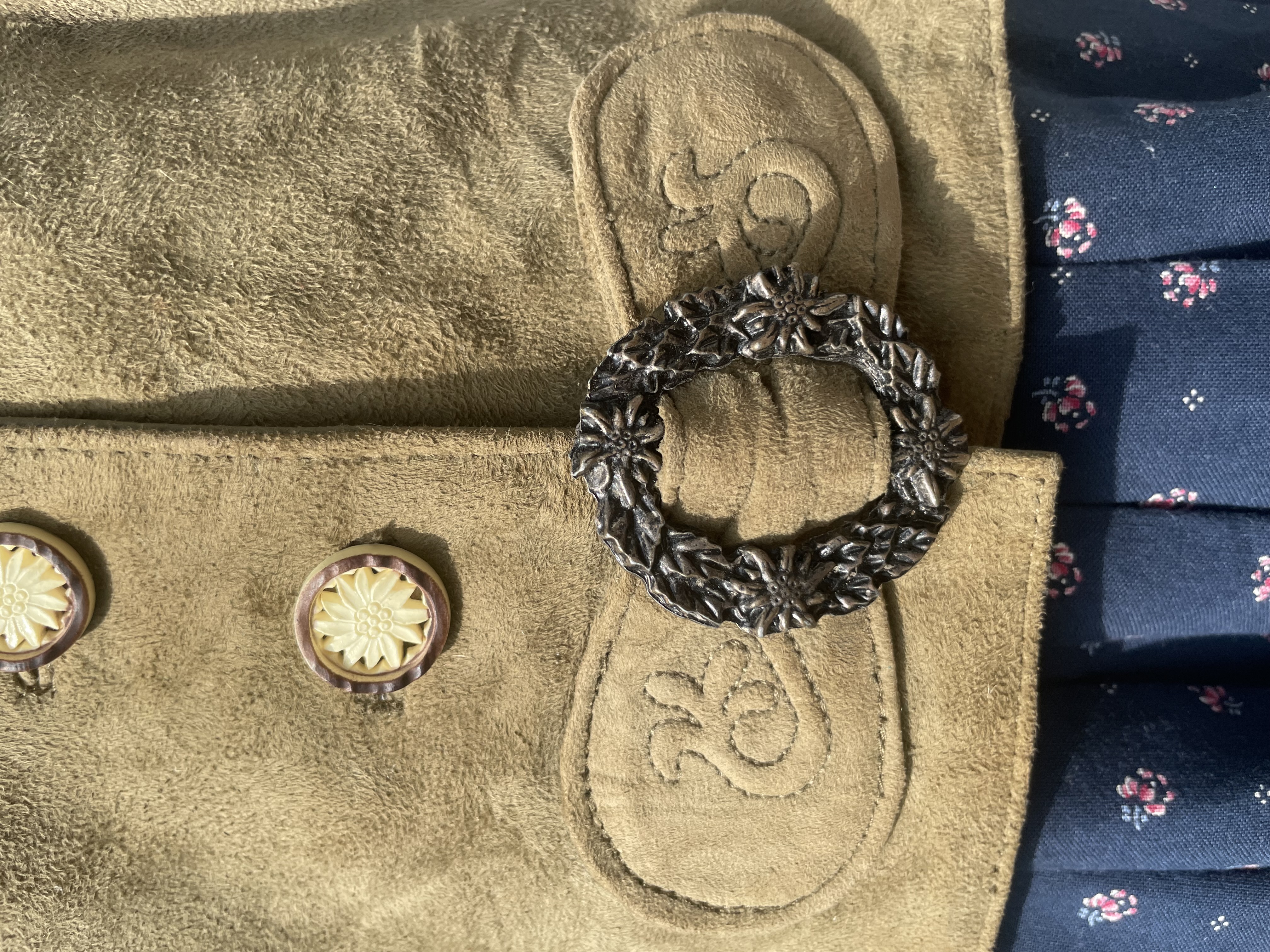 Dámská kožená vesta vestička v selském, dirndl, dobovém, western, country stylu vel. 40