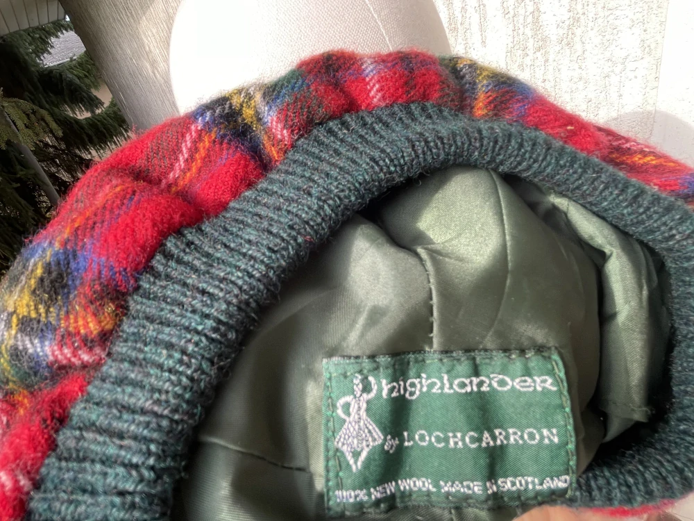 Skotská vlněná čepice tartan