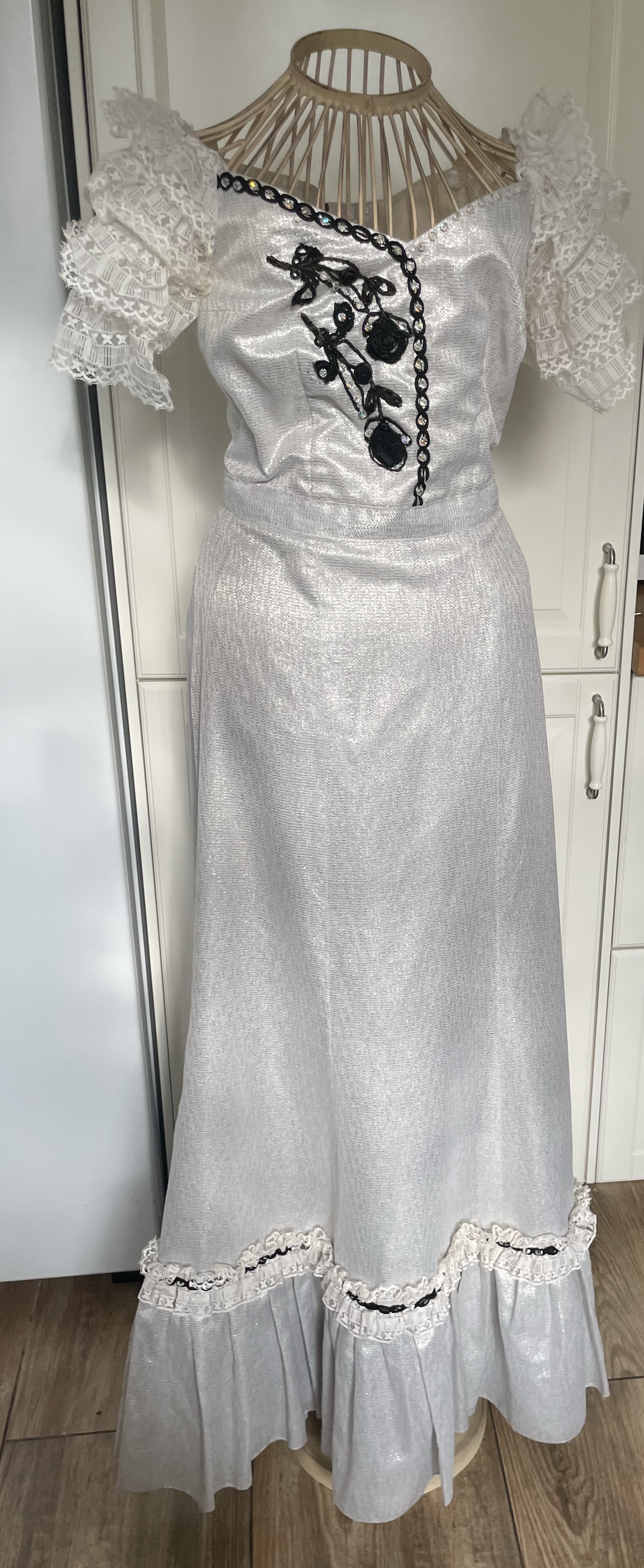 dámské šaty v dobovém stylu princezna, kněžna vel.36
