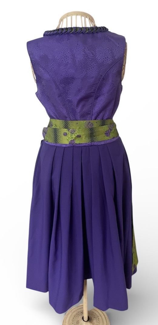 dámské dirndl, selské šaty vel. 38