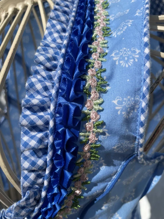 Dámské šaty dirndl, selské vel. XXS
