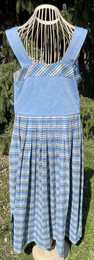 Dámské šaty v dirndl, selském stylu vel. 40