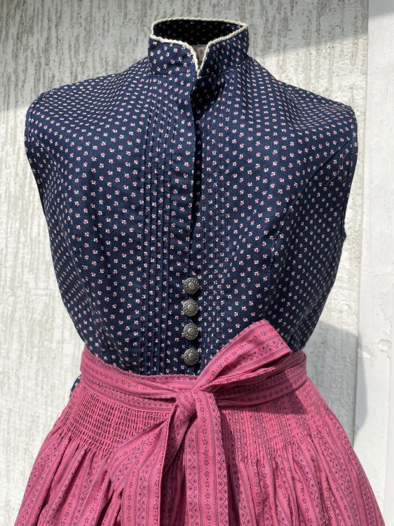 Dámské selské šaty vel. XS