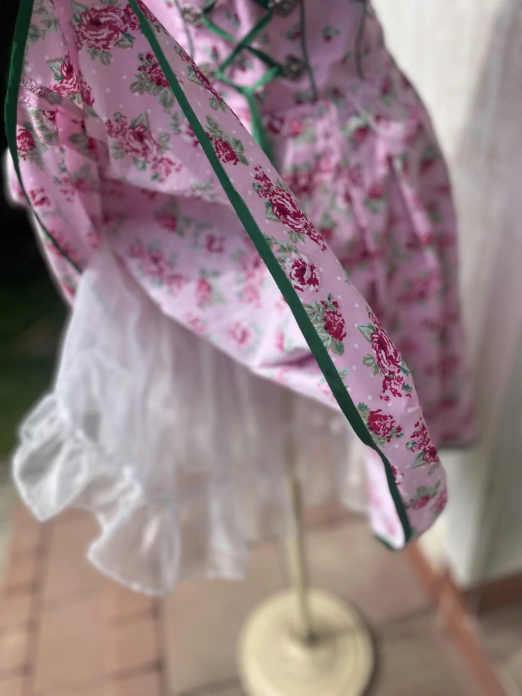 Dámské dirndl šaty selský styl vel. 38