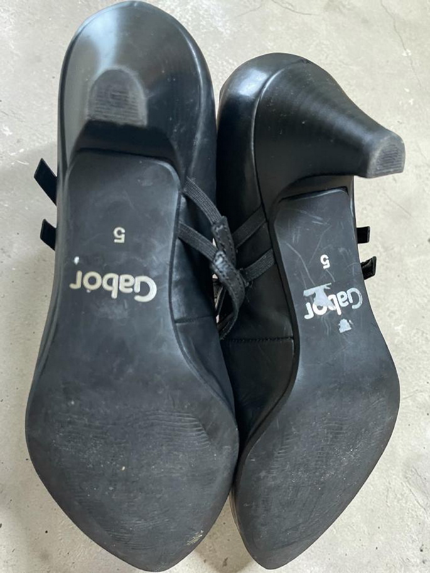 Dámské lodičky v dobovém stylu vel. vel. 5