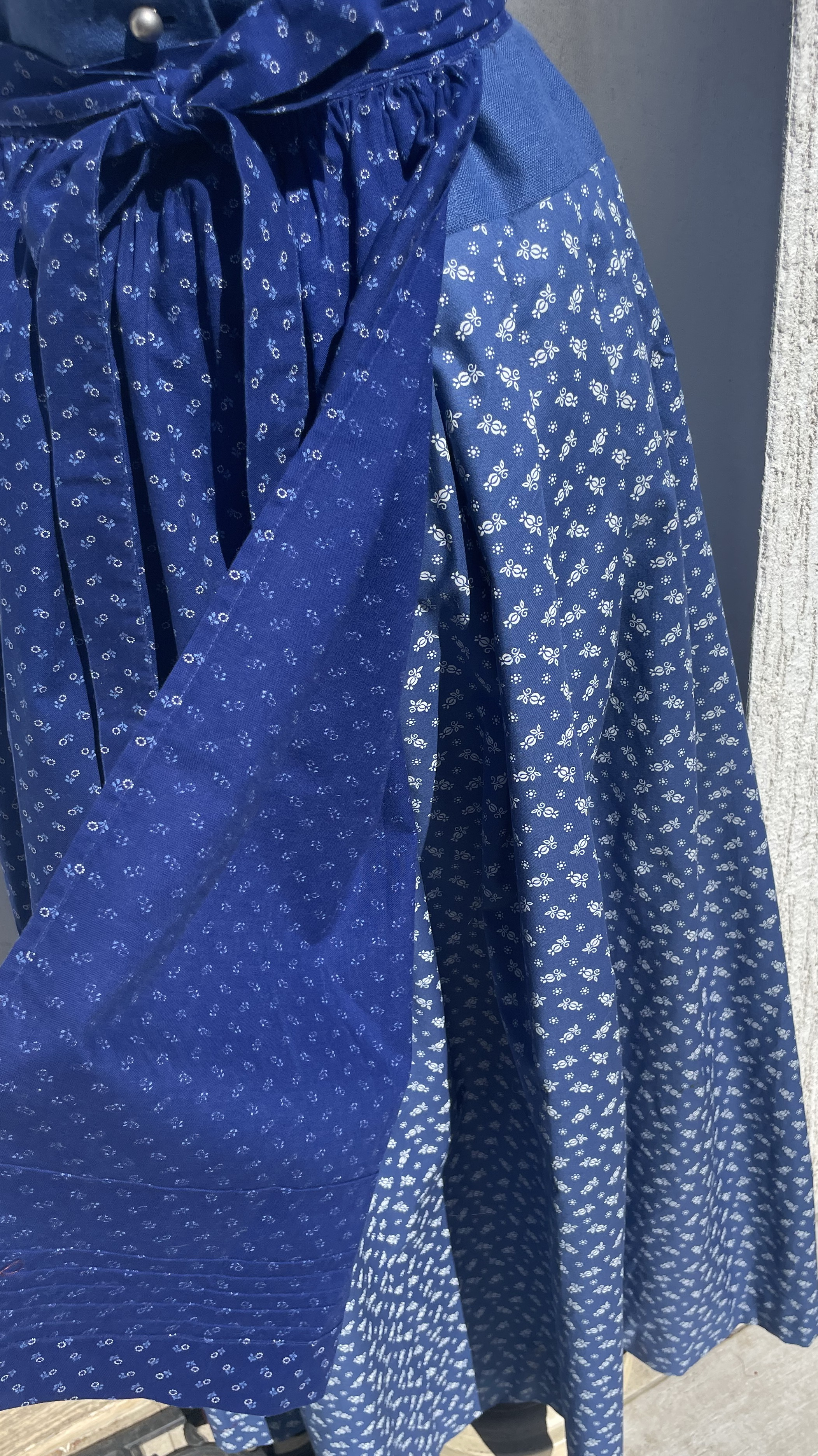 Dámské šaty se zástěrou alá selka vel. 46