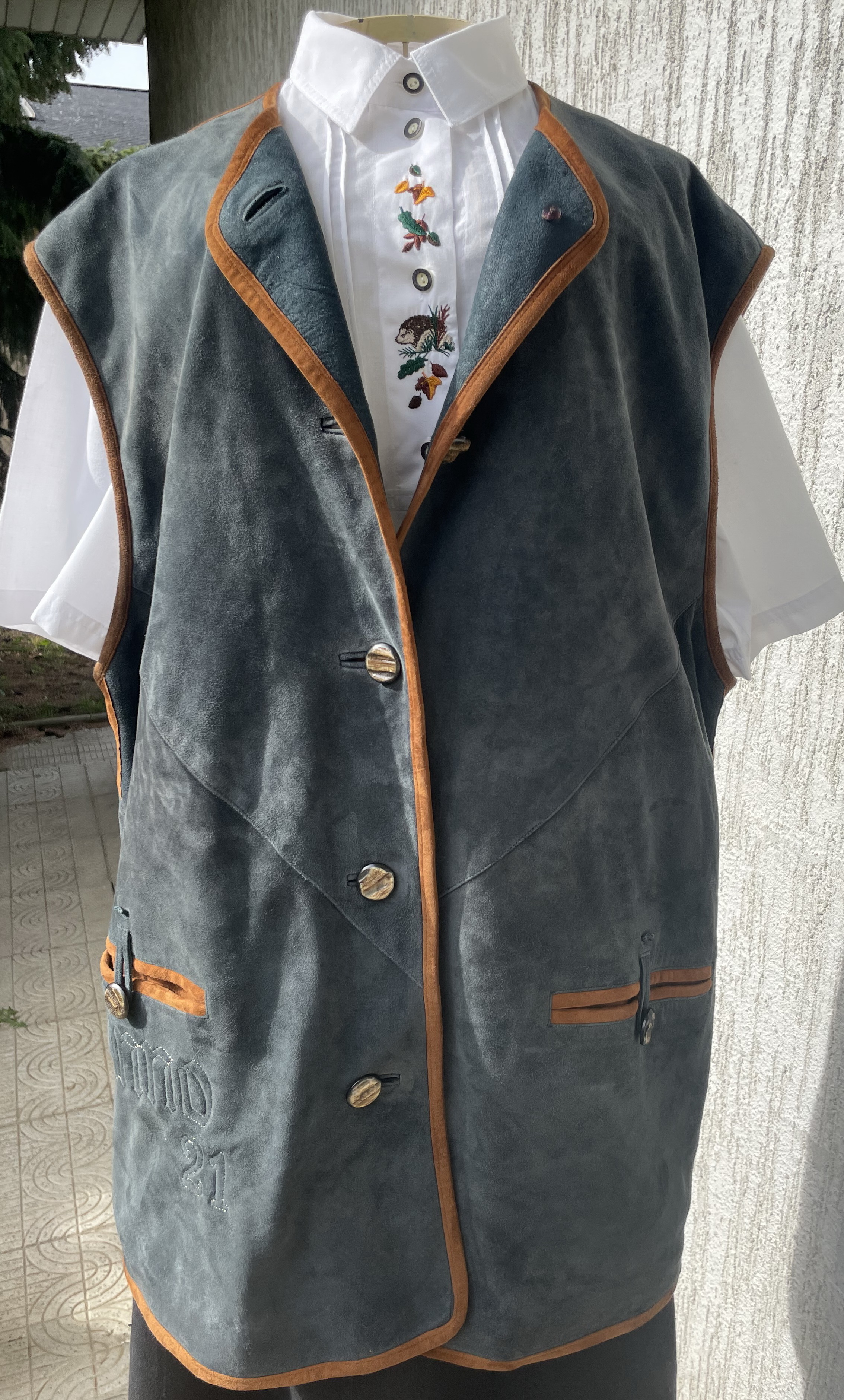 Dámská vesta v selském stylu vel. 46