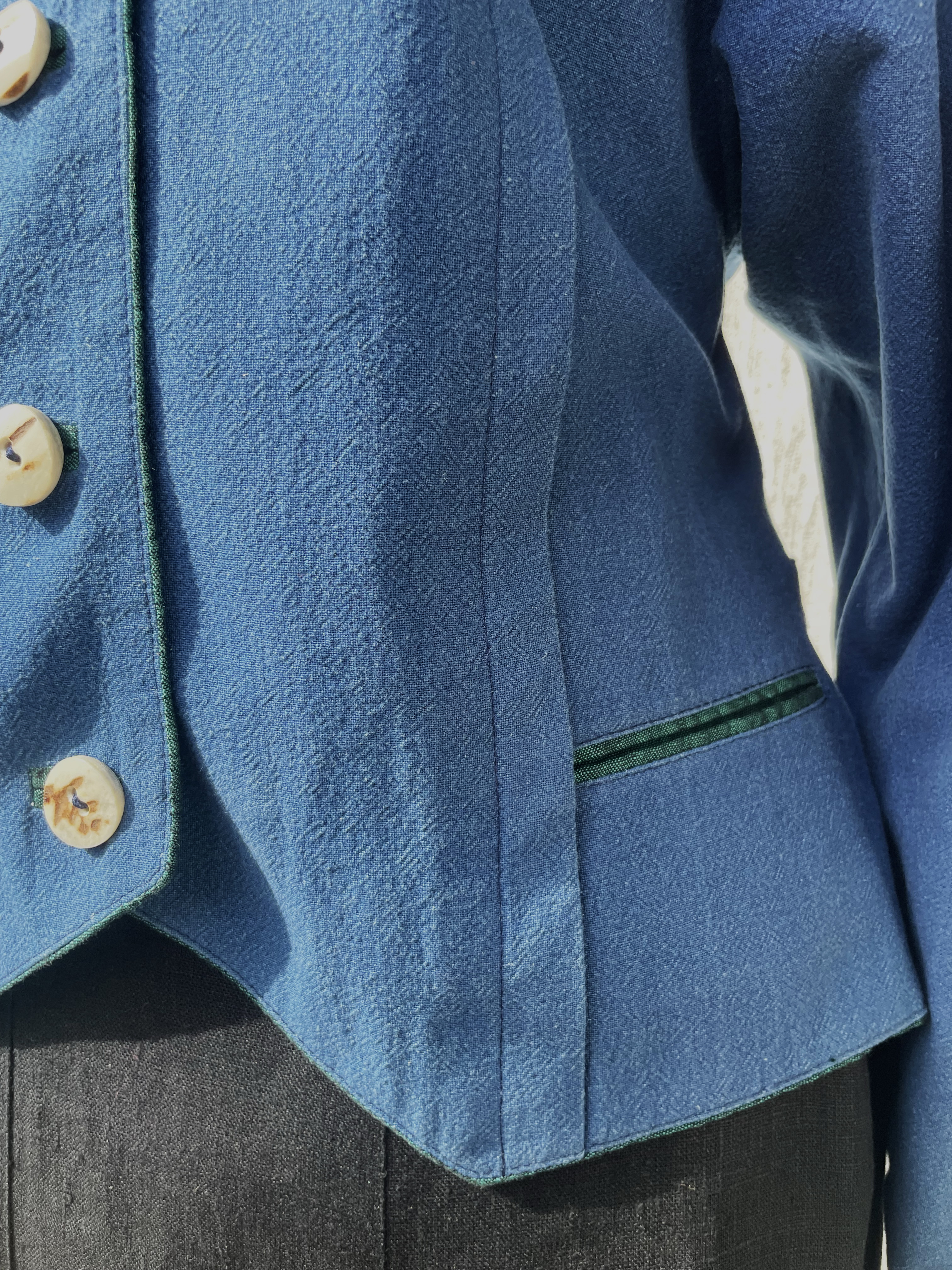 Dámský kabátek v selském stylu vel. 40